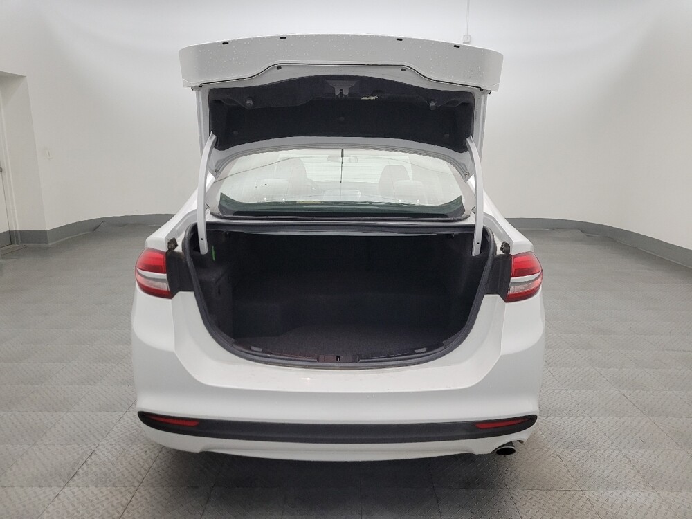 2018 Ford Fusion in Phoenix, AZ 85015 - 18120806 29