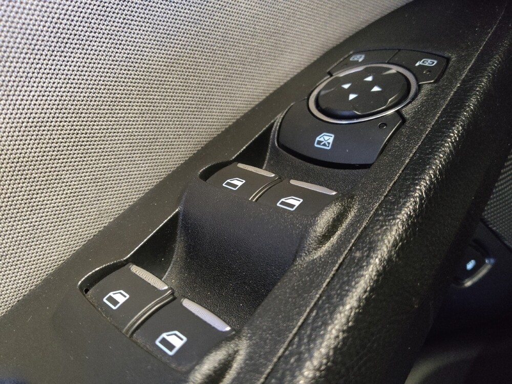 2018 Ford Fusion in Phoenix, AZ 85015 - 18120806 27