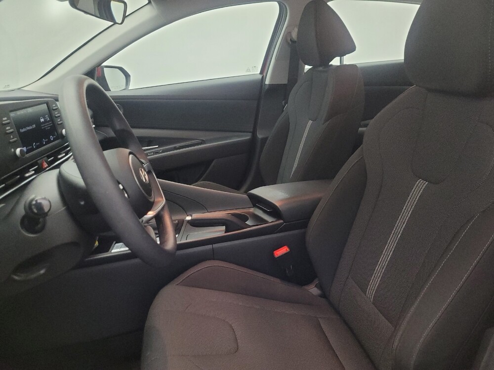 2025 Hyundai Elantra in Chandler, AZ 85225 - 18120808 17