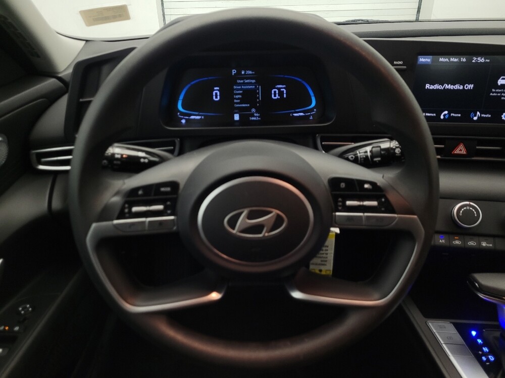 2025 Hyundai Elantra in Chandler, AZ 85225 - 18120808 22