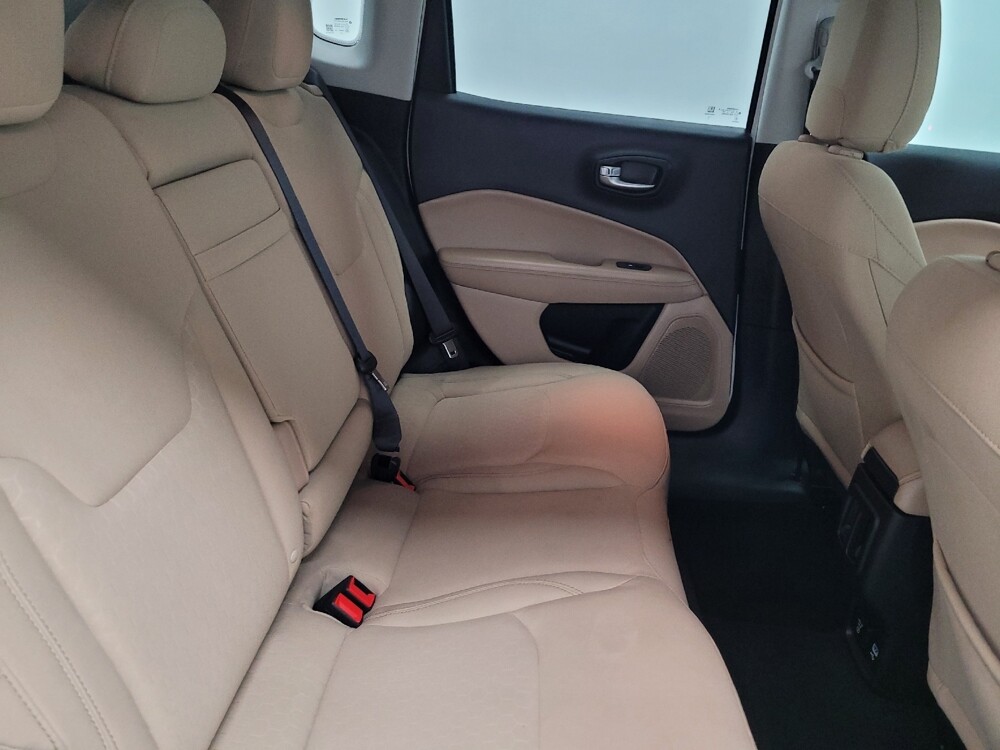 2018 Jeep Compass in Las Vegas, NV 89102 - 18120817 19