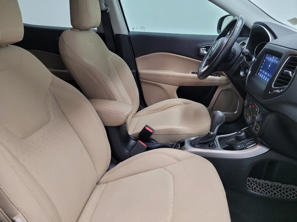 2018 Jeep Compass in Las Vegas, NV 89102 - 18120817 21