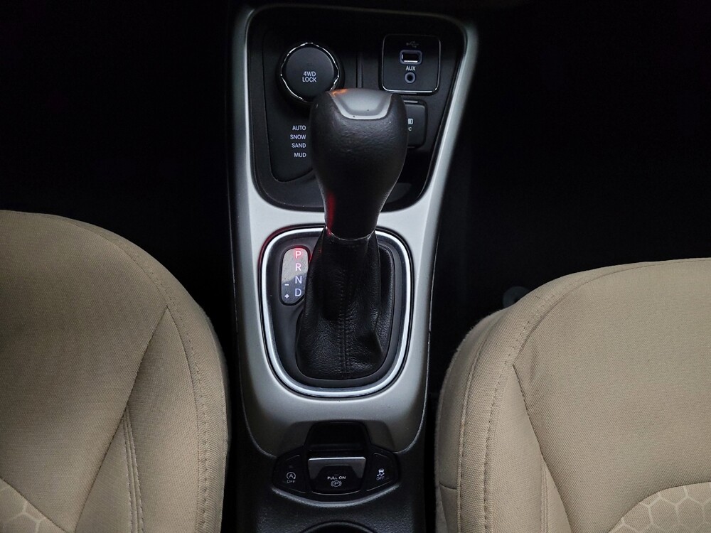 2018 Jeep Compass in Las Vegas, NV 89102 - 18120817 26