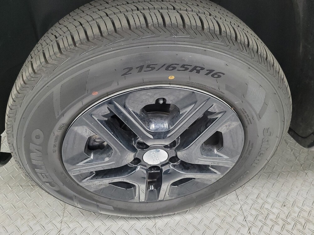 2018 Jeep Compass in Las Vegas, NV 89102 - 18120817 31