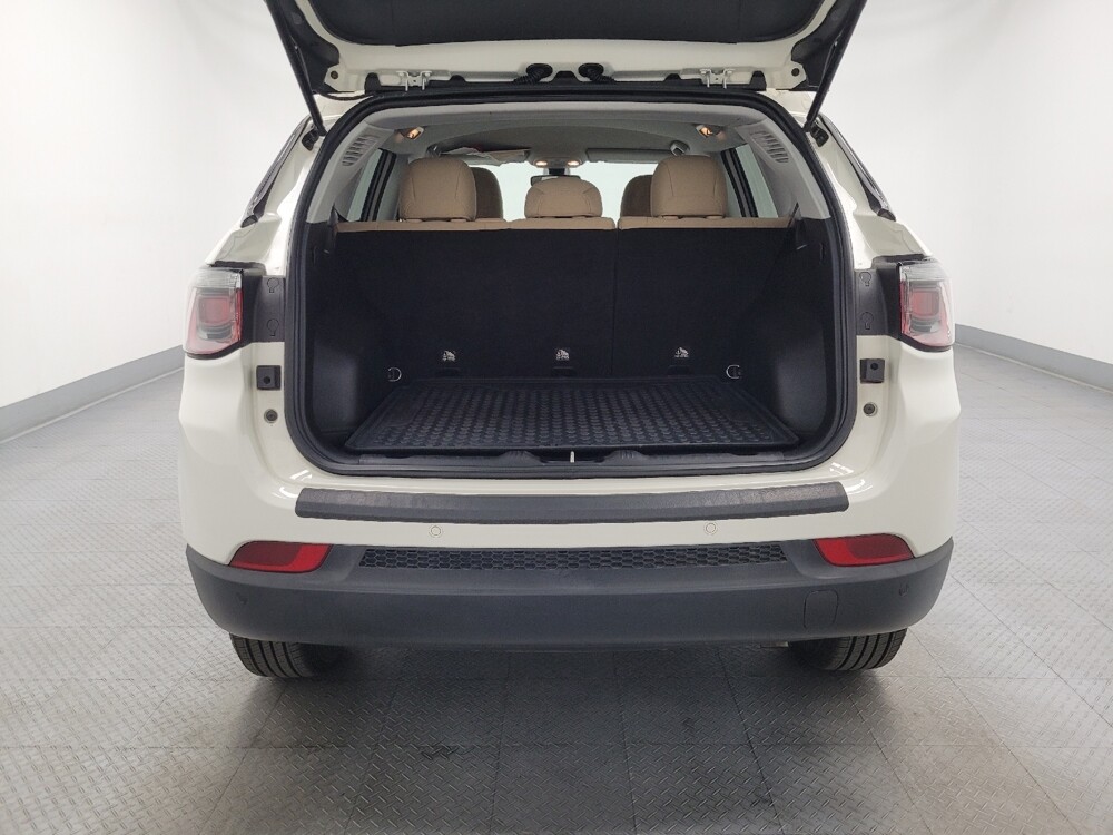 2018 Jeep Compass in Las Vegas, NV 89102 - 18120817 29