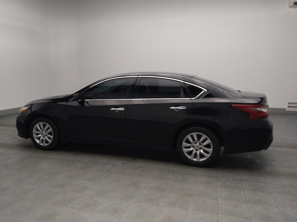 2018 Nissan Altima in Macon, GA 31210 - 18120825 3