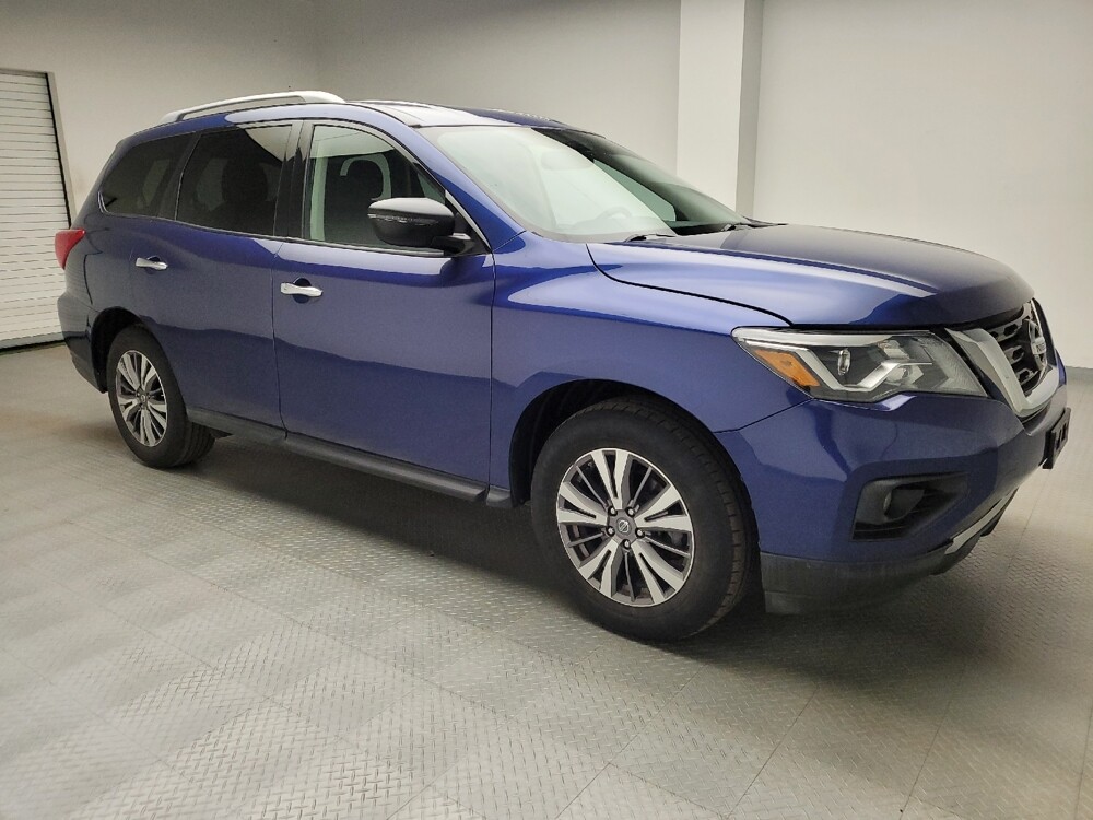 2019 Nissan Pathfinder in Eastpointe, MI 48021 - 18120828 11