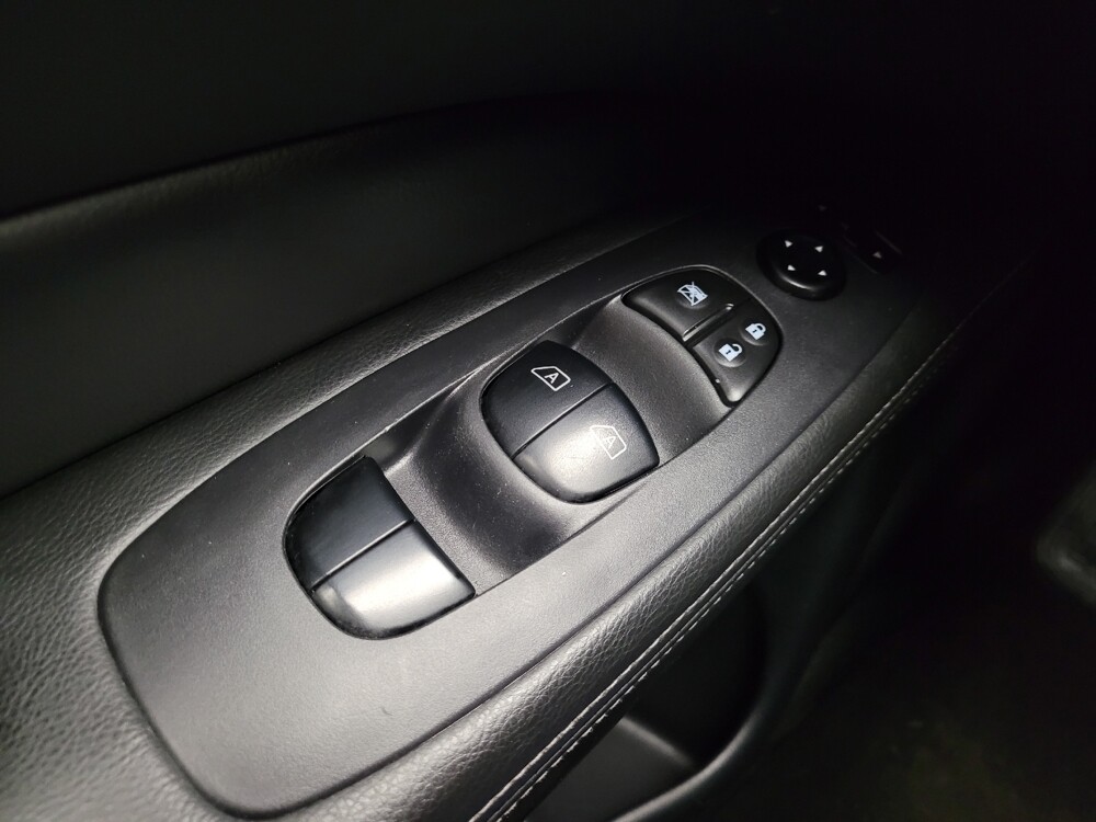 2019 Nissan Pathfinder in Eastpointe, MI 48021 - 18120828 27