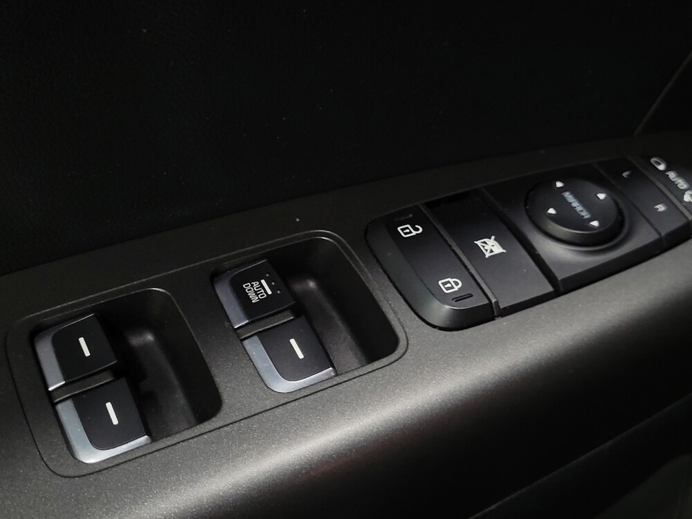 2018 Kia Sportage in Woodbridge, VA 22191 - 18120830 27