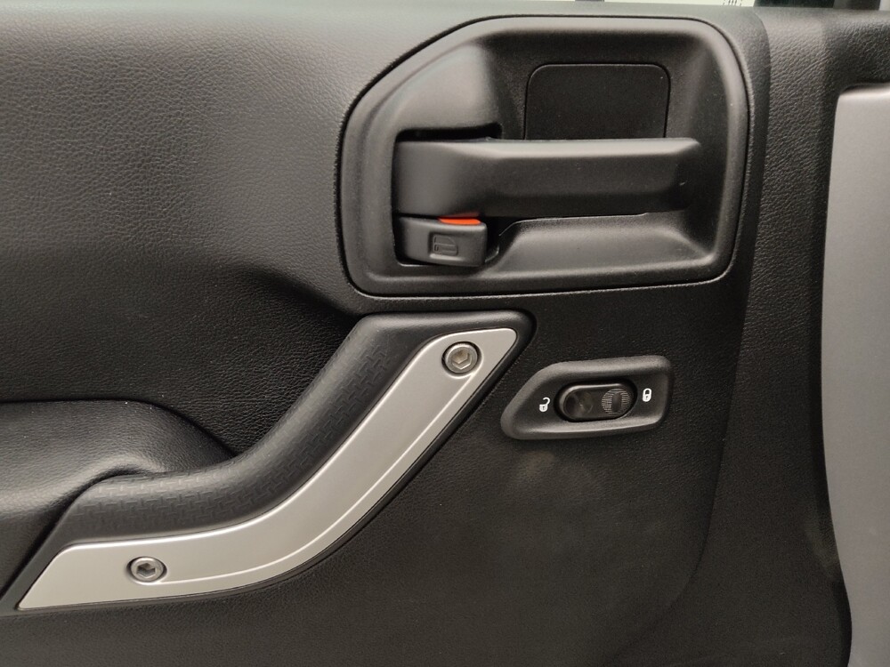 2017 Jeep Wrangler in Denver, CO 80012 - 18120839 27