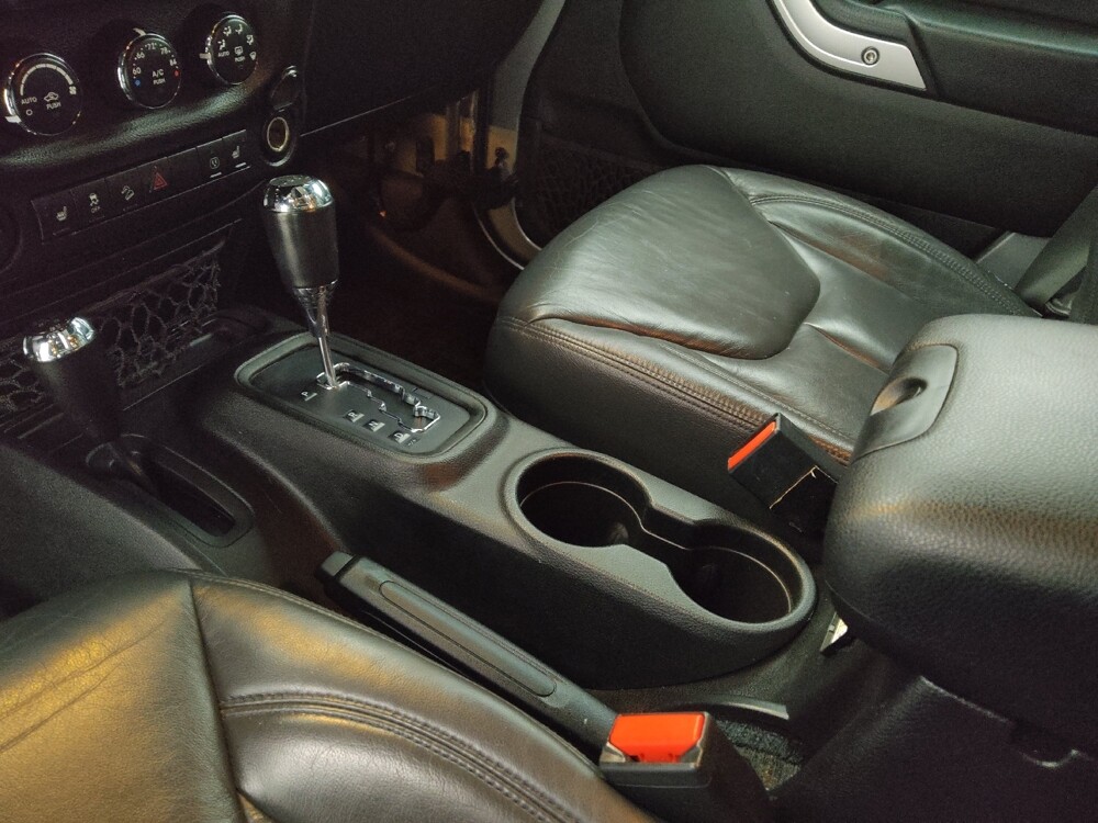 2017 Jeep Wrangler in Denver, CO 80012 - 18120839 26