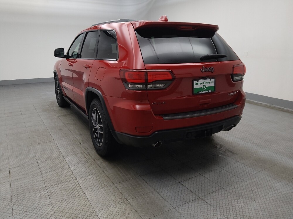 2018 Jeep Grand Cherokee in Des Moines, IA 50310 - 18120841 5