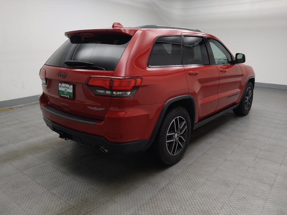 2018 Jeep Grand Cherokee in Des Moines, IA 50310 - 18120841 9