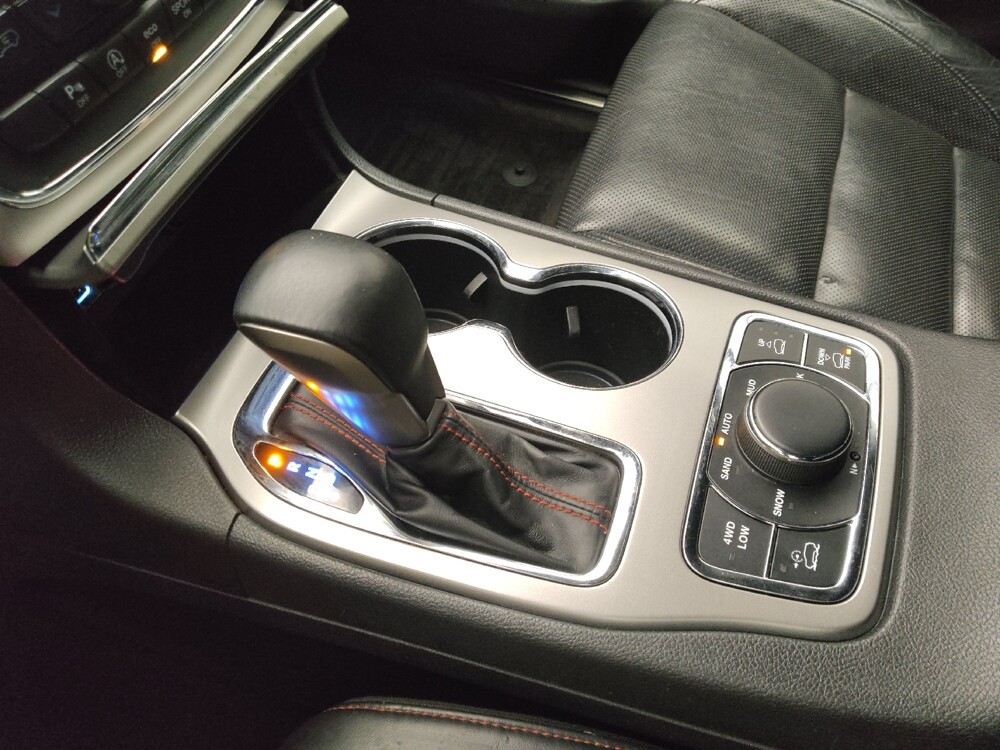 2018 Jeep Grand Cherokee in Des Moines, IA 50310 - 18120841 26