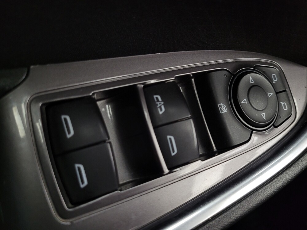 2021 Chevrolet Malibu in Las Vegas, NV 89102 - 18120845 27