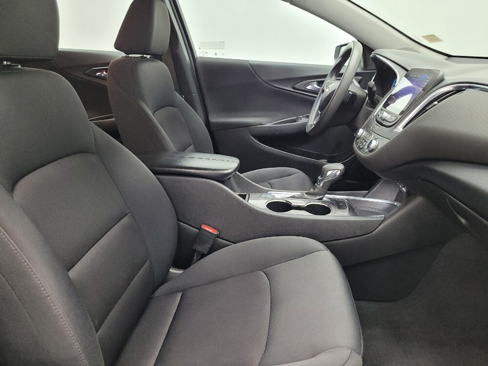 2021 Chevrolet Malibu in Las Vegas, NV 89102 - 18120845 21