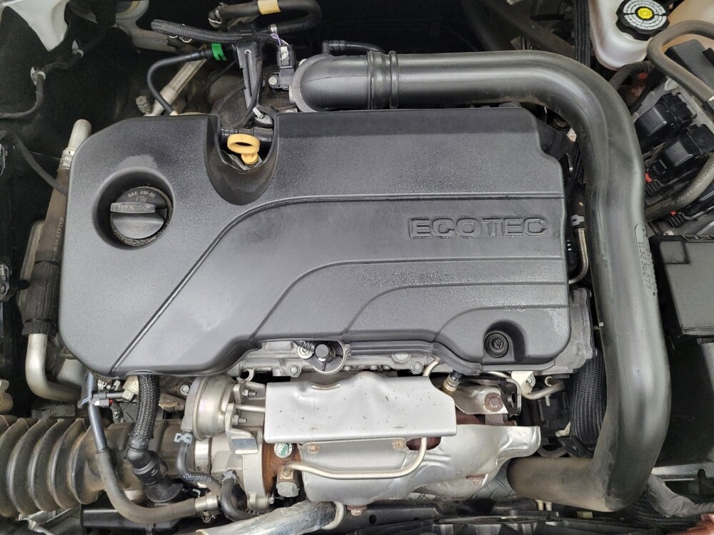 2021 Chevrolet Malibu in Las Vegas, NV 89102 - 18120845 30