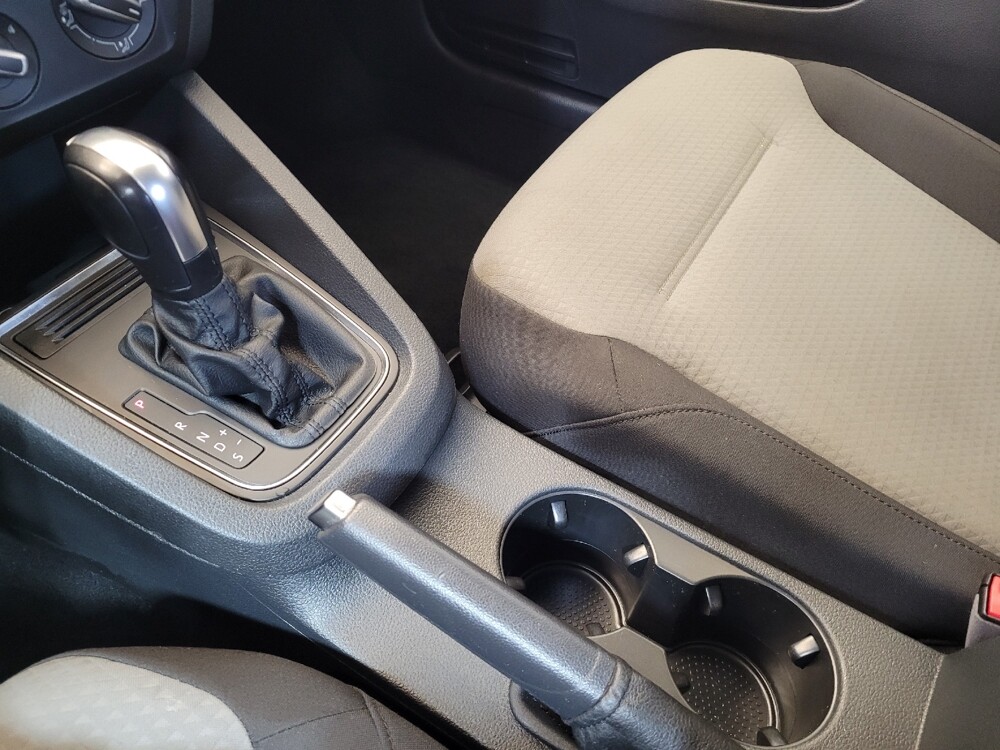 2017 Volkswagen Jetta in Maple Heights, OH 44137 - 18120854 26