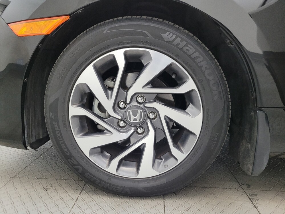 2017 Honda Civic in Mesa, AZ 85210 - 18120861 31