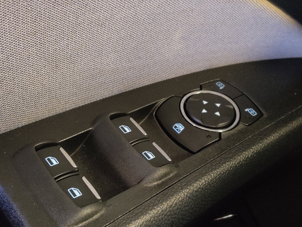 2018 Ford Fusion in Houston, TX 77060 - 18120862 27