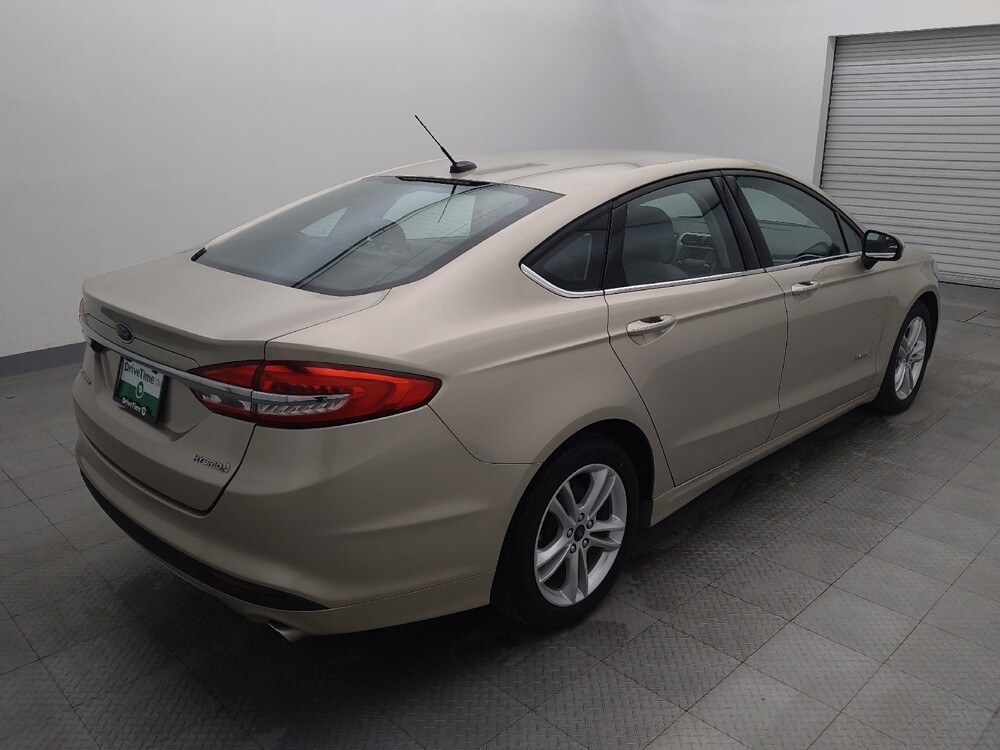 2018 Ford Fusion in Houston, TX 77060 - 18120862 9