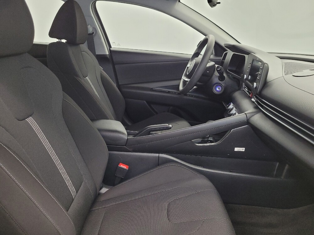 2025 Hyundai Elantra in Houston, TX 77060 - 18120863 21