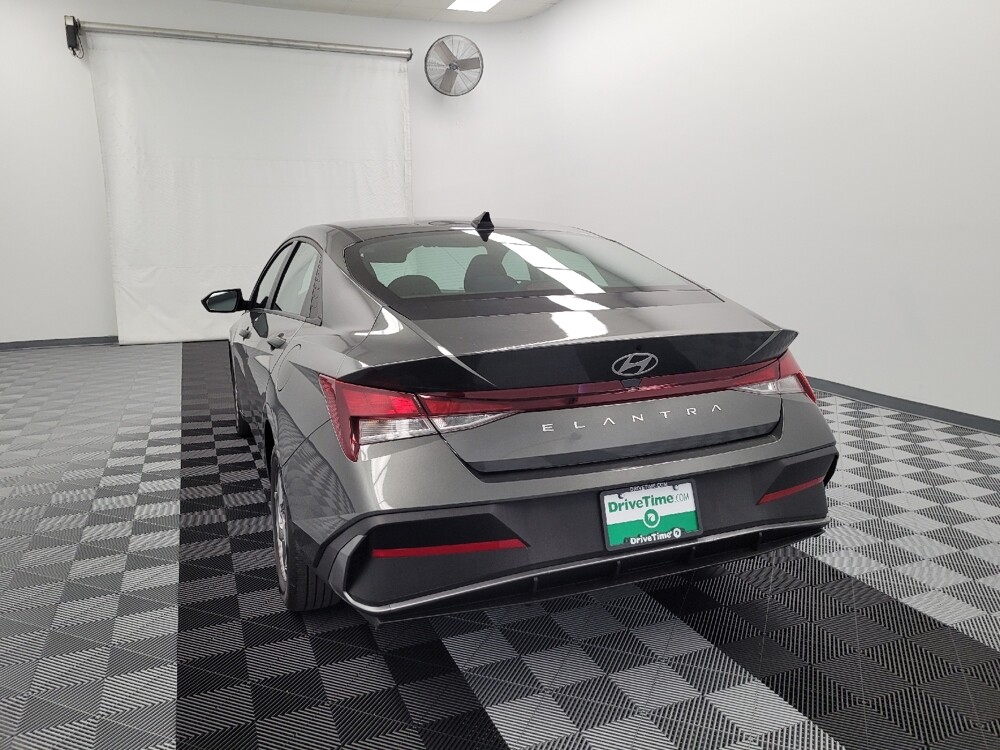 2025 Hyundai Elantra in Houston, TX 77060 - 18120863 6