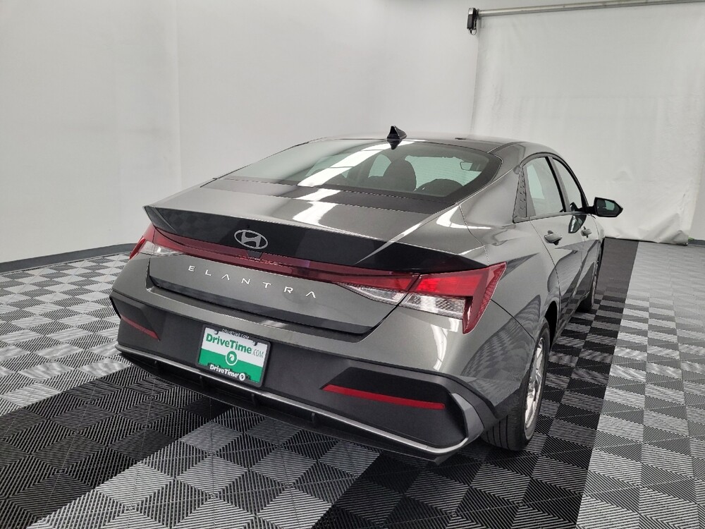 2025 Hyundai Elantra in Houston, TX 77060 - 18120863 7