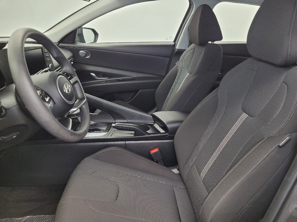 2025 Hyundai Elantra in Houston, TX 77060 - 18120863 17
