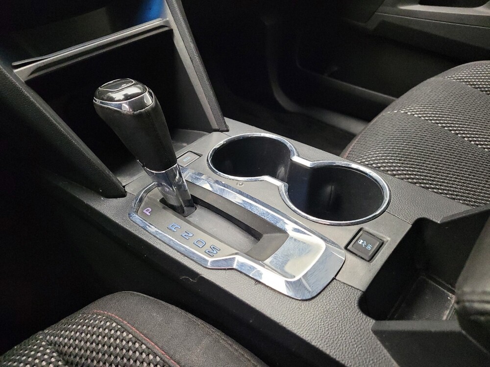 2016 Chevrolet Equinox in Grand Rapids, MI 49508 - 18120865 26