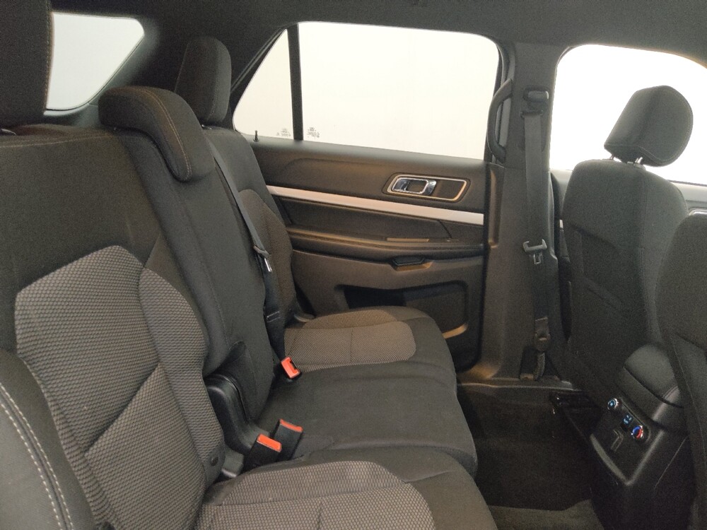 2017 Ford Explorer in Fort Myers, FL 33907 - 18120870 19