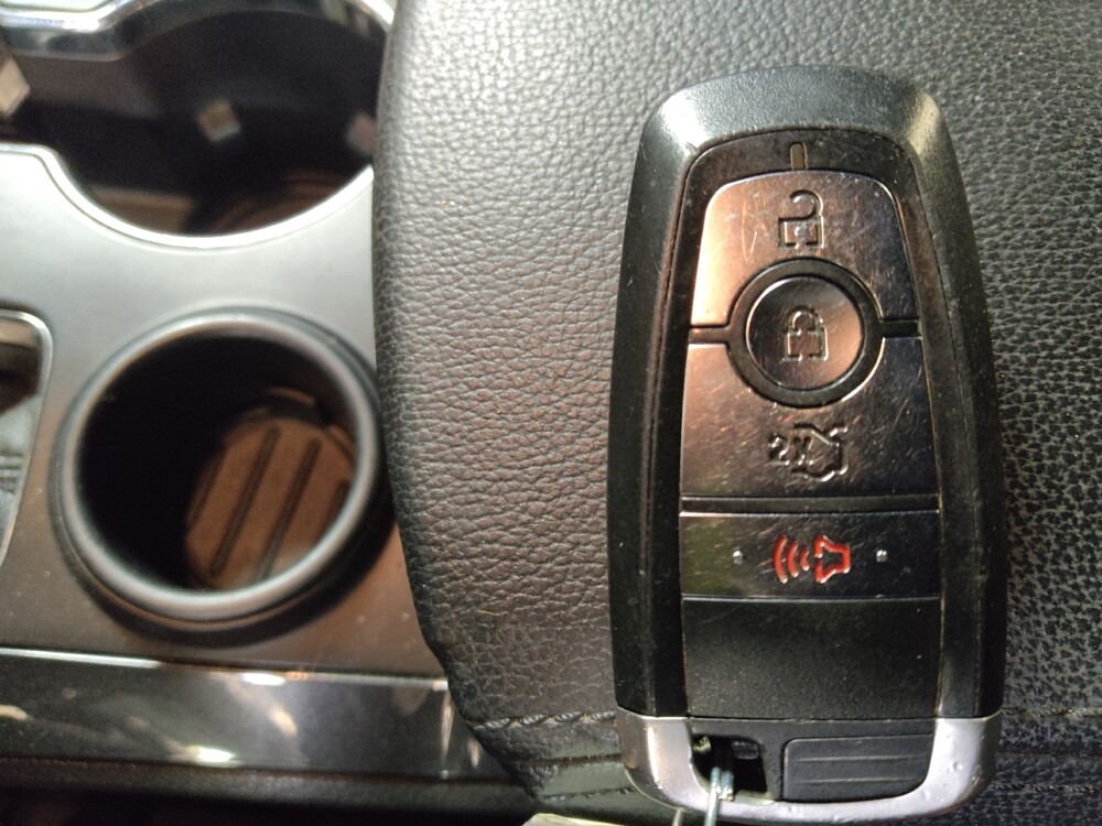 2017 Ford Explorer in Fort Myers, FL 33907 - 18120870 32