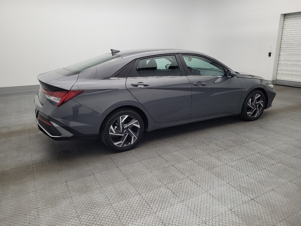 2025 Hyundai Elantra in Miami, FL 33157 - 18120876 10