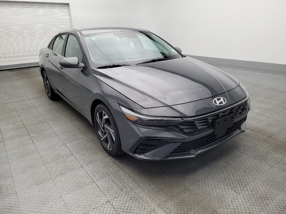 2025 Hyundai Elantra in Miami, FL 33157 - 18120876 13