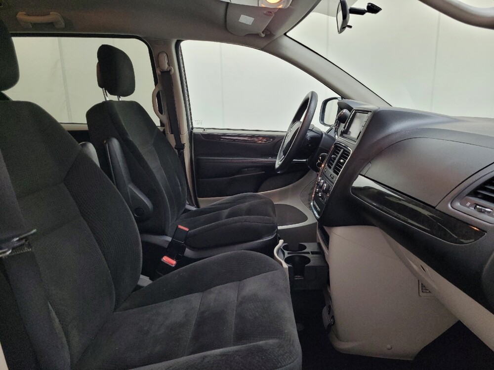 2017 Dodge Grand Caravan in Allentown, PA 18103 - 18120881 21