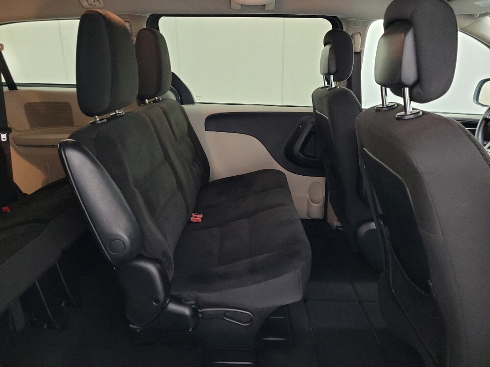 2017 Dodge Grand Caravan in Allentown, PA 18103 - 18120881 19