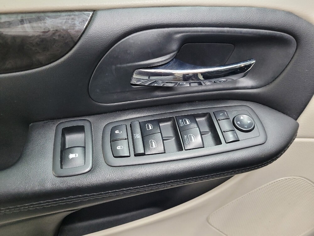 2017 Dodge Grand Caravan in Allentown, PA 18103 - 18120881 27