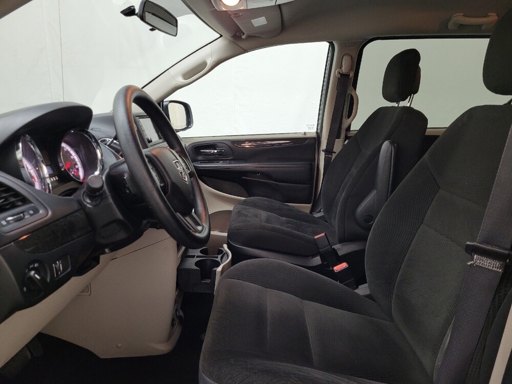 2017 Dodge Grand Caravan in Allentown, PA 18103 - 18120881 17