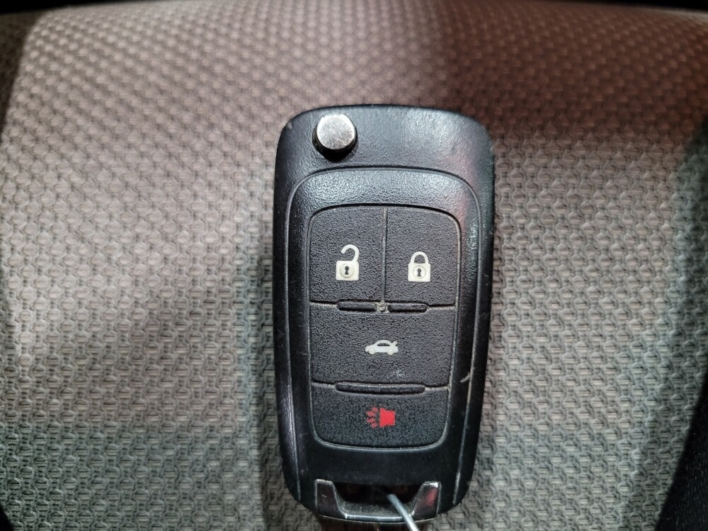 2014 Chevrolet Cruze in Owings Mills, MD 21117 - 18120884 32