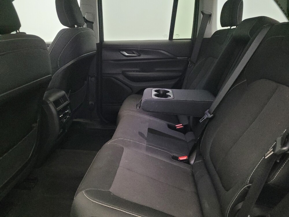 2023 Jeep Grand Cherokee in Chesapeake, VA 23320 - 18120895 18