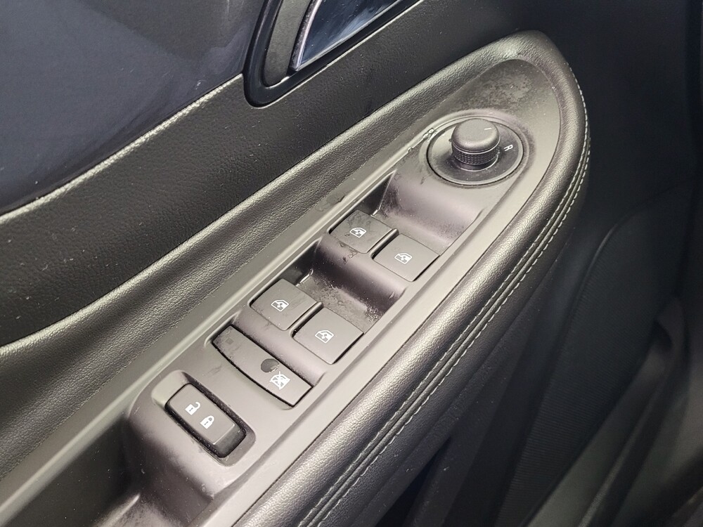 2019 Buick Encore in Columbus, OH 43228 - 18120904 27