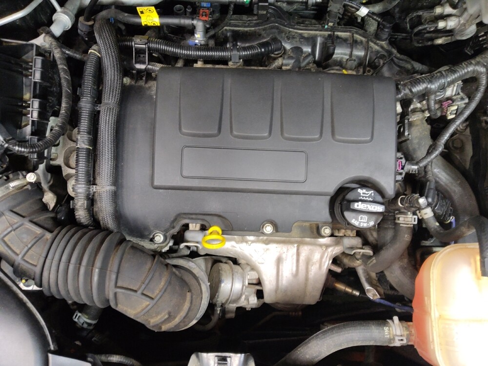 2021 Chevrolet Trax in Greenville, SC 29607 - 18120909 30