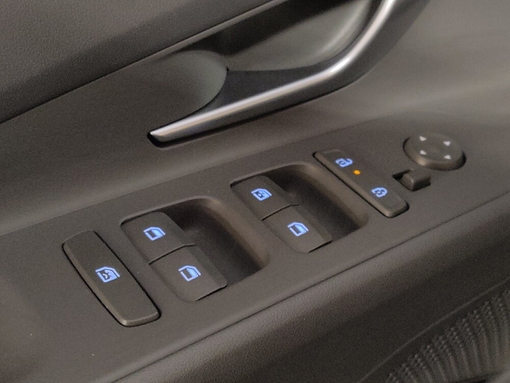 2025 Hyundai Elantra in Mobile, AL 36606 - 18120916 27