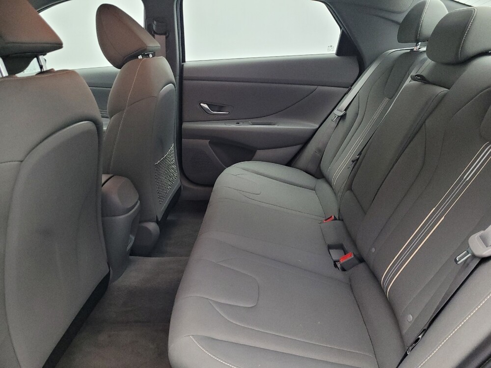 2025 Hyundai Elantra in Mobile, AL 36606 - 18120916 18