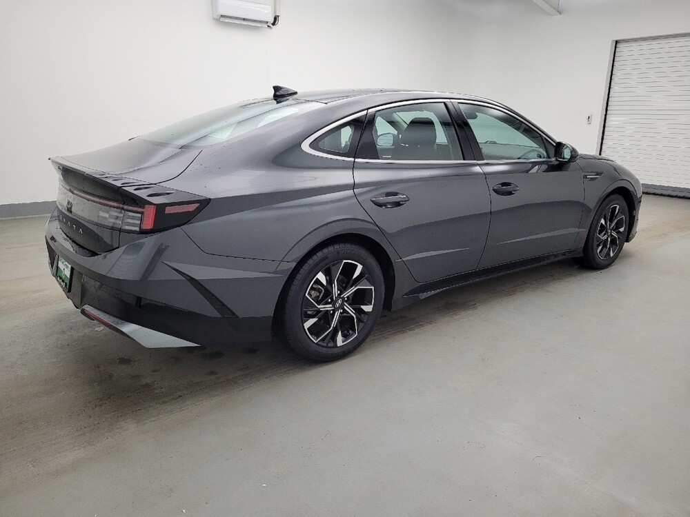 2024 Hyundai Sonata in Columbus, OH 43228 - 18120917 10