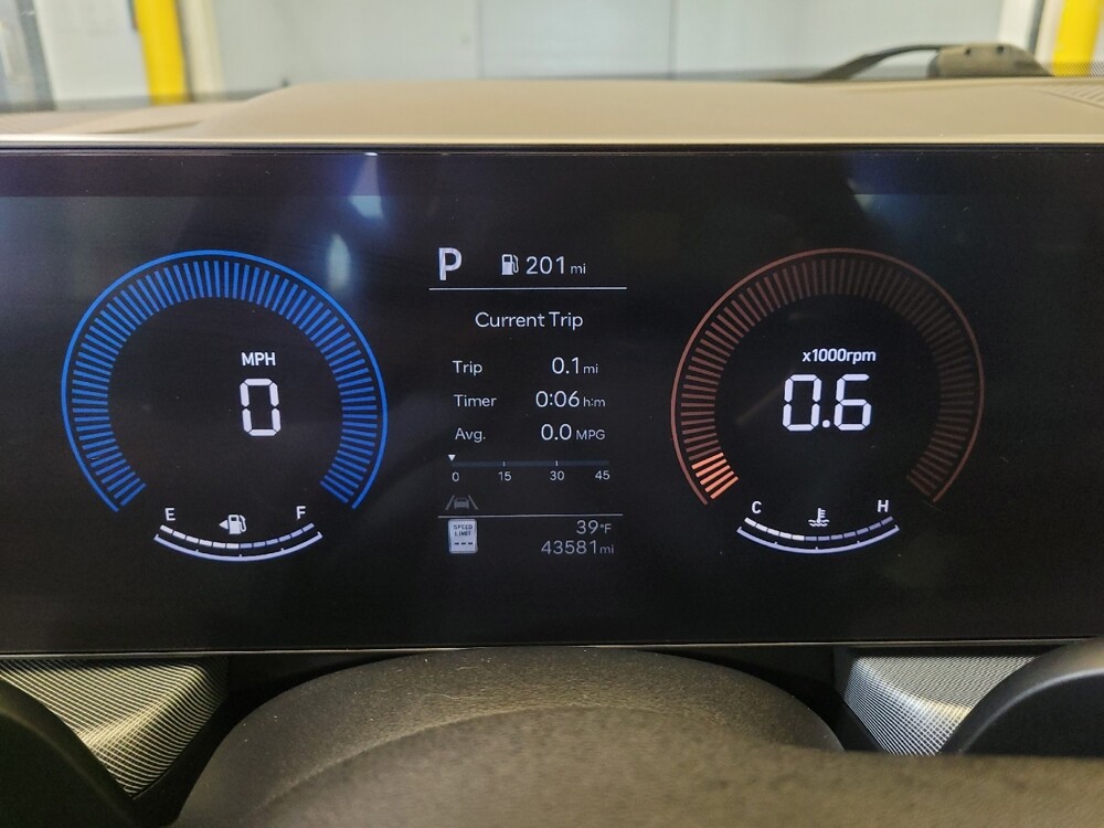 2024 Hyundai Sonata in Columbus, OH 43228 - 18120917 23