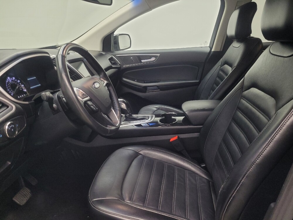 2016 Ford Edge in Indianapolis, IN 46222 - 18120933 17