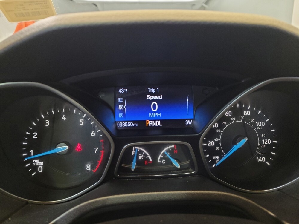 2016 Ford Focus in Toledo, OH 43617 - 18120935 23