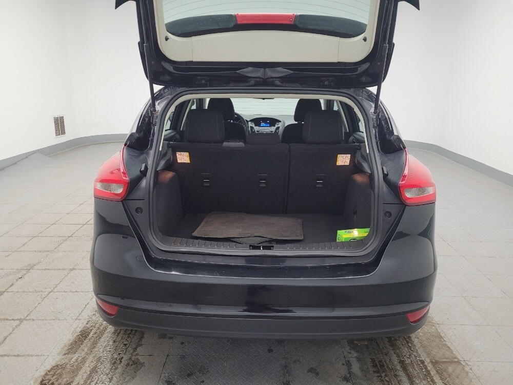 2016 Ford Focus in Toledo, OH 43617 - 18120935 29