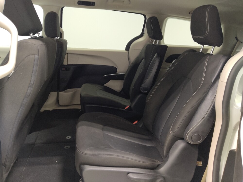2020 Chrysler Voyager in Columbus, OH 43231 - 18120941 19
